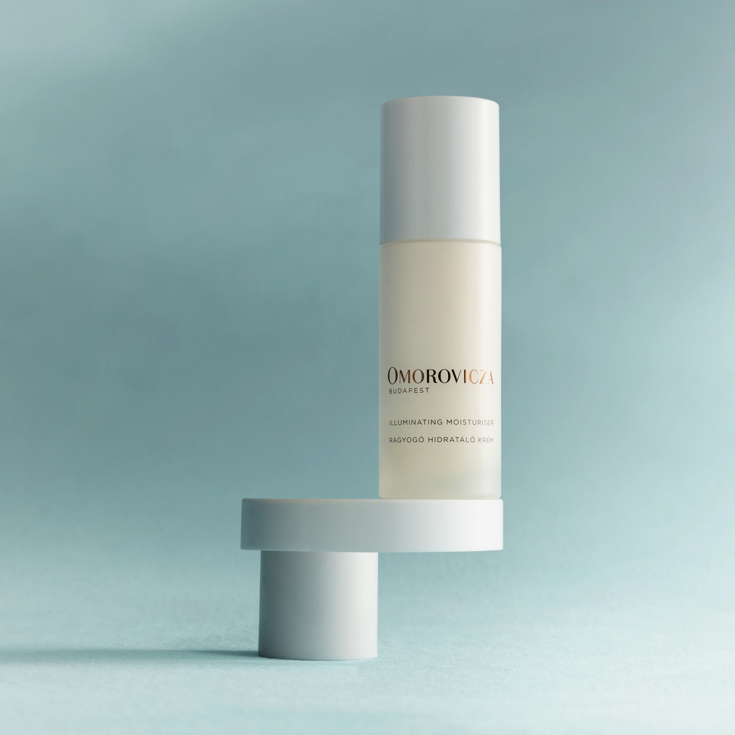 Illuminating Moisturiser - Image 3